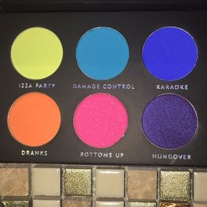 Laura Lee Los Angeles | PARTY ANIMAL (palette)